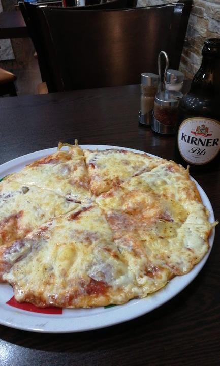 Schnitzel und Pizza Haus